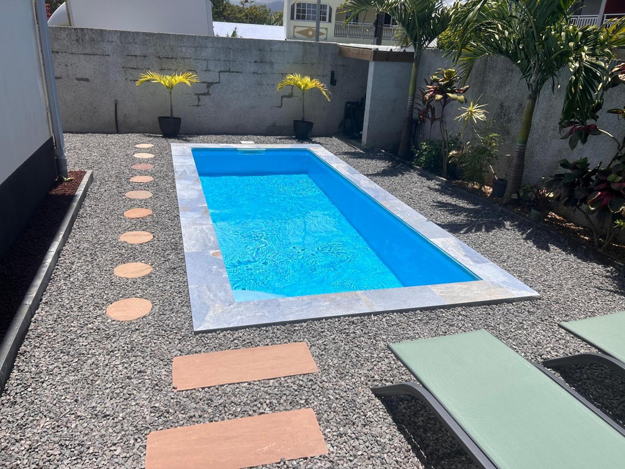 Hotel Arbre A Pain Bras-Panon Exterior foto