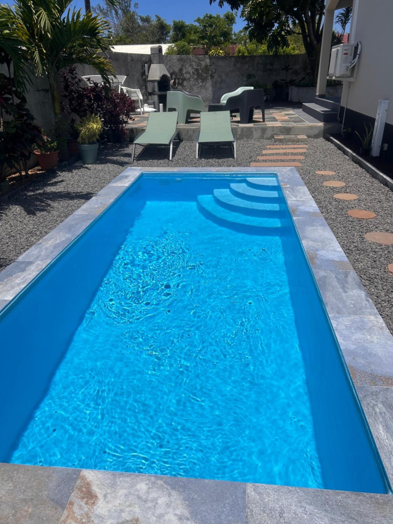 Hotel Arbre A Pain Bras-Panon Exterior foto